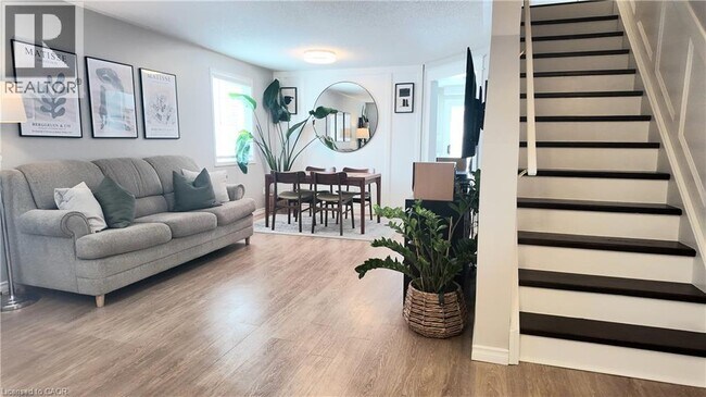 property at 16 Ridgeway Crescent