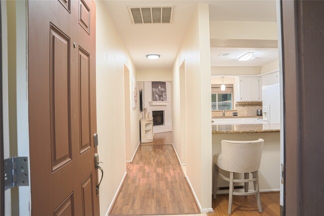property at 36 S High Oaks Cir
