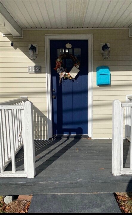 159 Tremont St in Taunton, MA - Building Photo