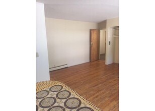 507 Lowell Ave in Cincinnati, OH - Building Photo - Building Photo