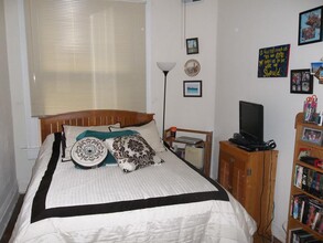 2619 N Hampden Ct, Unit Second in Chicago, IL - Foto de edificio - Building Photo