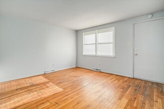 4504-4506 N Jackson Ave in Kansas City, MO - Building Photo - Building Photo