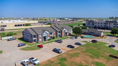 Madison Chase Apartments in Childress, TX - Building Photo - Building Photo