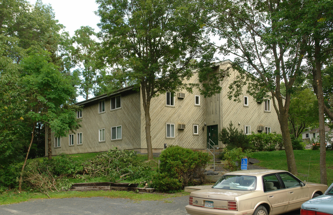 812 Chisago St in Taylors Falls, MN - Building Photo