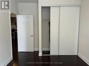 8228-8228 Birchmount Rd in Markham, ON - Building Photo - Building Photo
