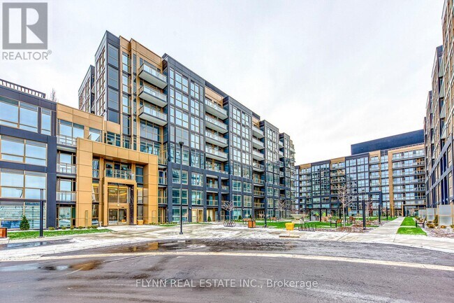 2333 Khalsa Gate in Oakville, ON - Building Photo - Building Photo