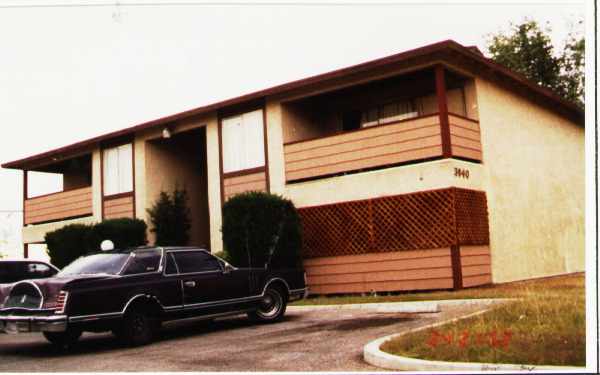 3940 E Carey in Las Vegas, NV - Foto de edificio