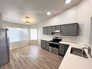 8816 W Las Palmaritas Dr in Peoria, AZ - Building Photo - Building Photo