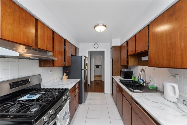 600 McKinley Ave in Mundelein, IL - Building Photo - Building Photo