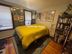85 Beacon St, Unit 3T in Somerville, MA - Building Photo - Building Photo