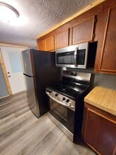 604 Mayflower Ln in Crockett, TX - Building Photo - Building Photo