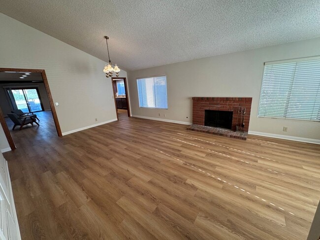 7217 Chamois St in Ventura, CA - Building Photo - Building Photo