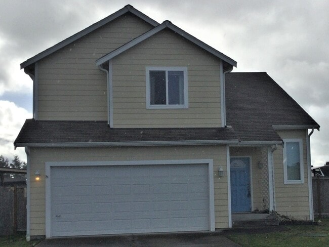 property at 16627 Greenleaf Ave SE