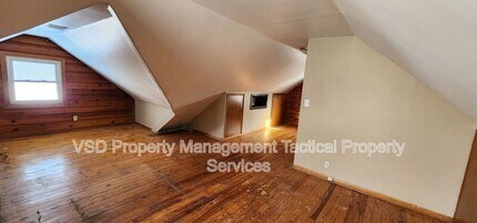 5120 Clement Ave in Maple Heights, OH - Building Photo - Building Photo