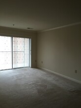 1160 N Quincy St in Arlington, VA - Foto de edificio - Building Photo