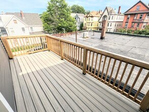 2 Sunnyside St in Boston, MA - Building Photo - Building Photo