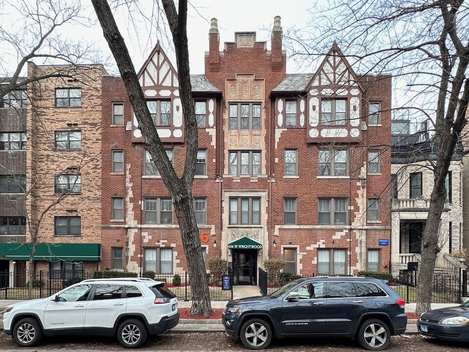 659 W Wrightwood Ave in Chicago, IL - Building Photo