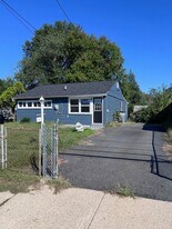 247 Carroll Rd in Glen Burnie, MD - Building Photo