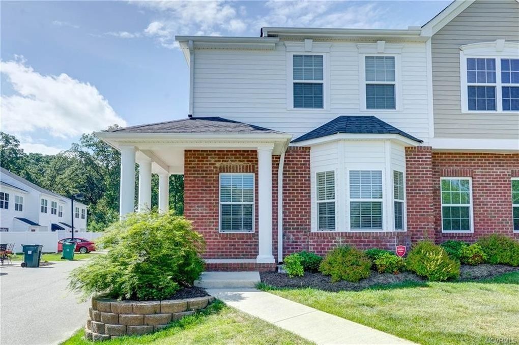 7447 Pebble Lake Dr in Mechanicsville, VA - Building Photo
