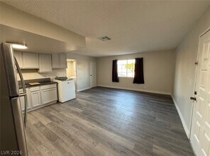 632 Triest Ct in Las Vegas, NV - Building Photo - Building Photo