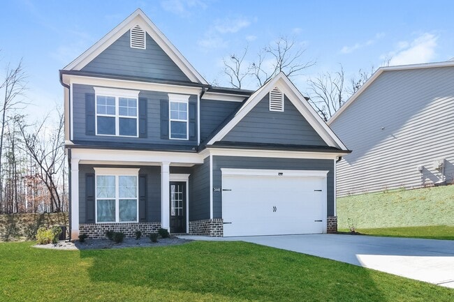 3446 Sugarberry Dr in Gainesville, GA - Foto de edificio - Building Photo