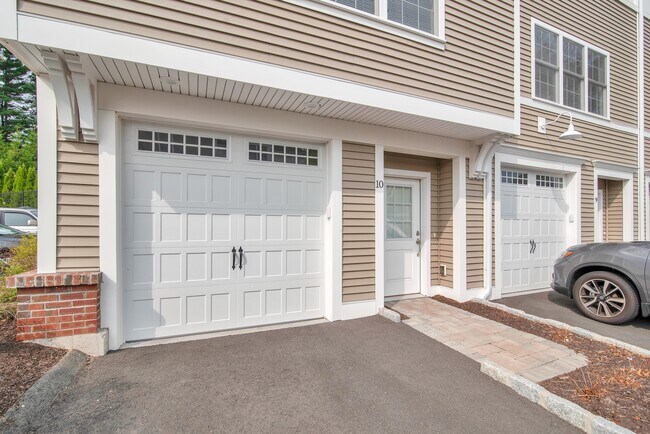 777 N Main St in West Hartford, CT - Building Photo - Building Photo