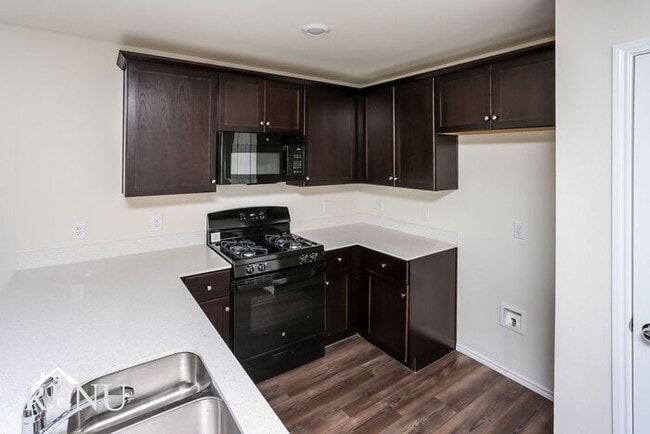 4101 Wintergreen Dr in Forney, TX - Foto de edificio - Building Photo