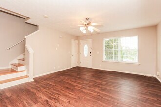 412 Elegance Way in Nashville, TN - Foto de edificio - Building Photo