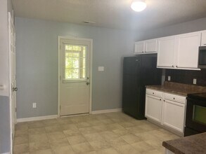 27 E Doris Ave in Jacksonville, NC - Building Photo - Building Photo