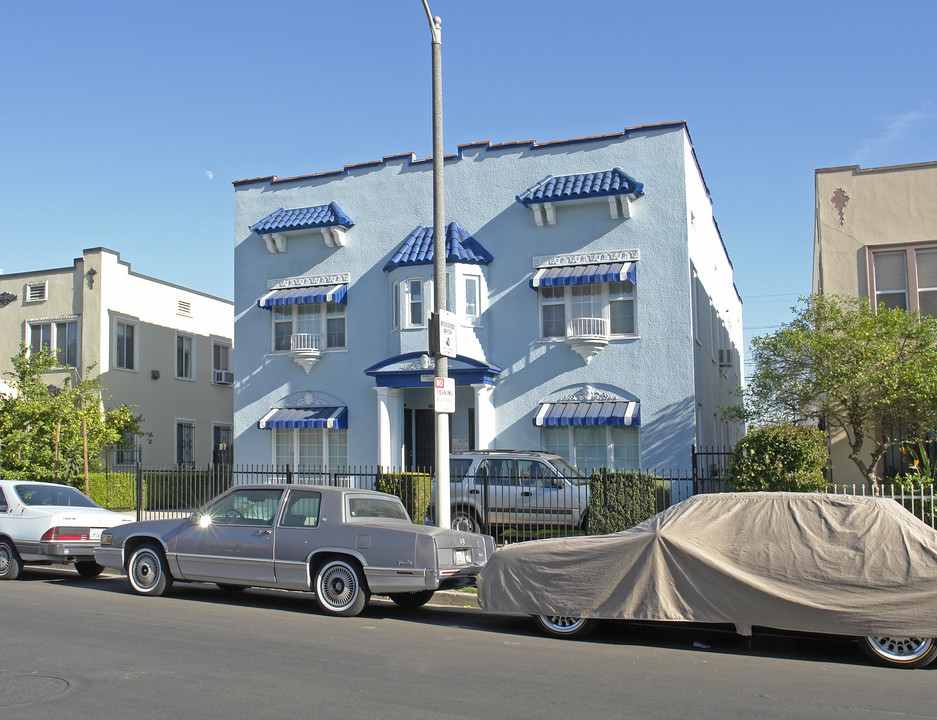 1414 S Bronson Ave in Los Angeles, CA - Building Photo