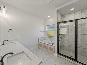 6906 SW Basswood Ave in Bentonville, AR - Building Photo - Building Photo