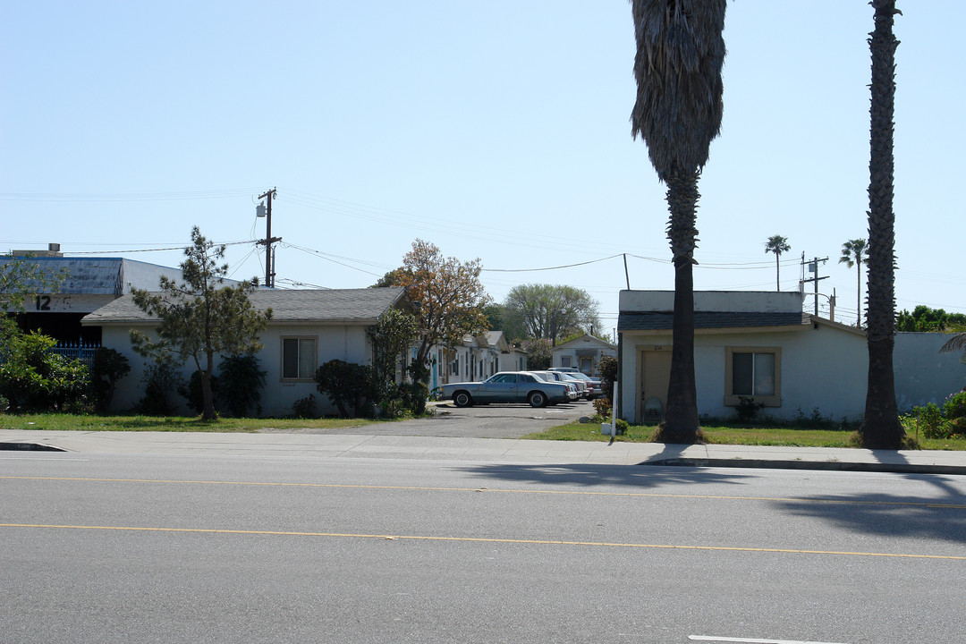 1263 S Oxnard Blvd in Oxnard, CA - Building Photo