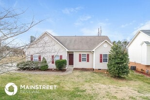 4236 Meredith Woods Ln in Winston-Salem, NC - Building Photo