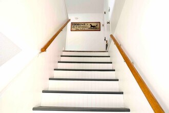 1708-1710-1710 Horseshoe Cir in Round Rock, TX - Foto de edificio - Building Photo