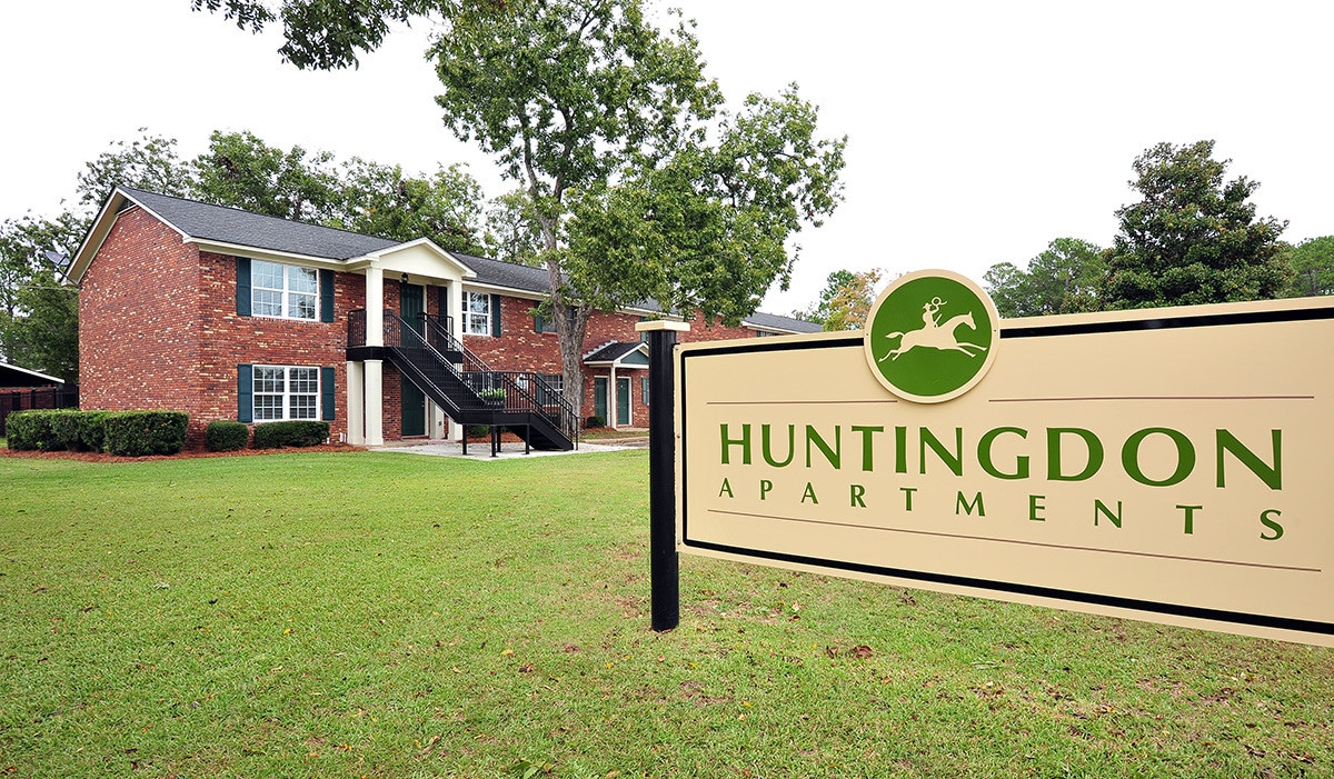 Huntingdon Apartments in Albany, GA - Building Photo