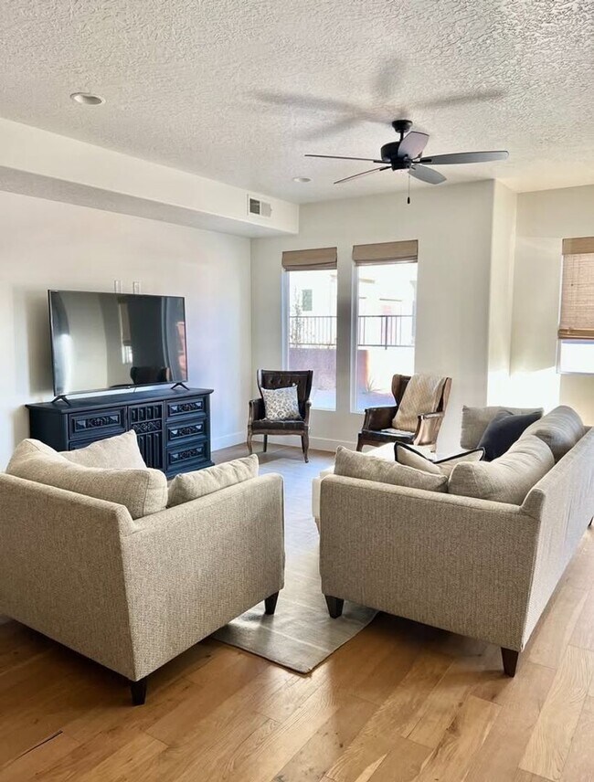 2753 E Gray Birch Dr in Saint George, UT - Building Photo - Building Photo