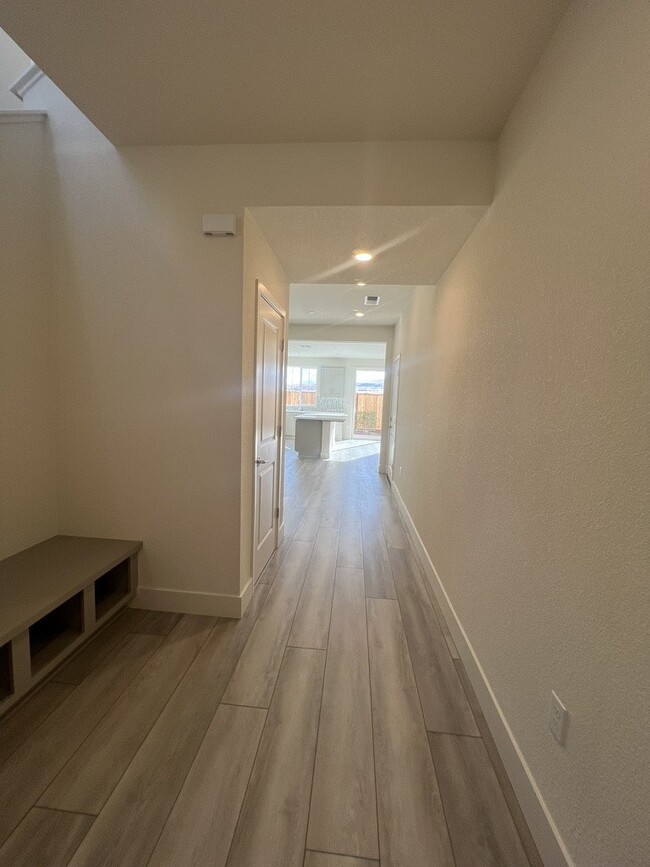 1748 Jade Pl in Tracy, CA - Building Photo - Building Photo