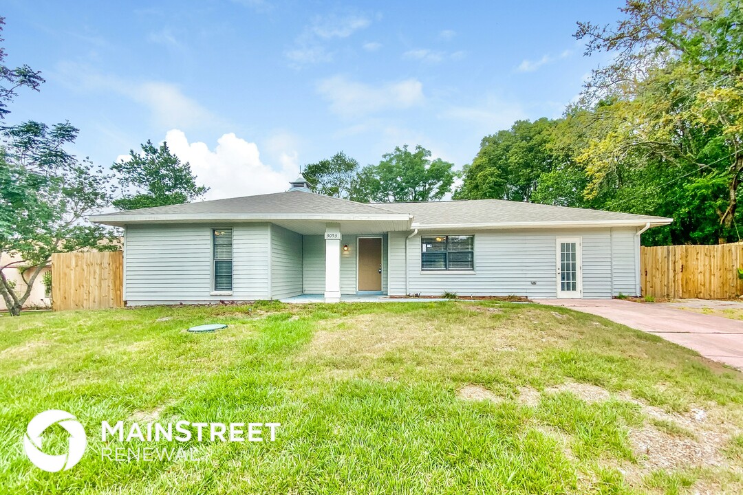 3053 Stanton Ave in Spring Hill, FL - Building Photo