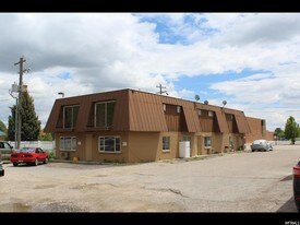 870 W 100 S in Vernal, UT - Building Photo