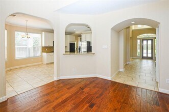 8707 Westbrook Forest Dr in Sugar Land, TX - Building Photo - Building Photo