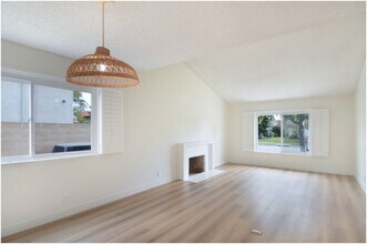1110 Redding Ave in Costa Mesa, CA - Building Photo - Building Photo