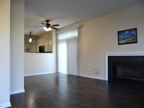 2818 Alameda Ct in Naperville, IL - Foto de edificio - Building Photo
