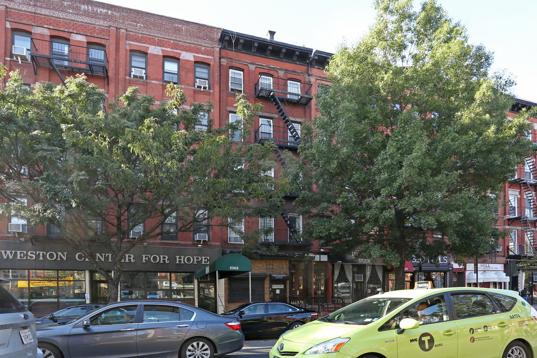 2268 Seventh Ave in New York, NY - Foto de edificio