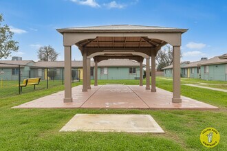 3112 Denver Ave in Merced, CA - Building Photo - Building Photo