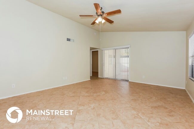 4544 E Garnet Ave in Mesa, AZ - Building Photo - Building Photo