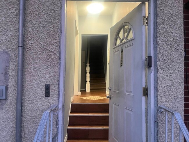 512 Grand Ave in North Bergen, NJ - Building Photo - Building Photo