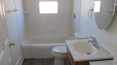 1309 Fieldstream Farm Rd in Raleigh, NC - Building Photo - Building Photo