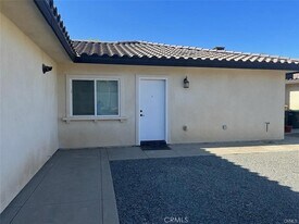 1050 Park Ave in Perris, CA - Building Photo
