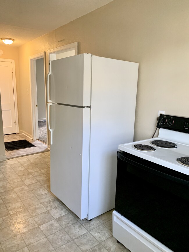 909 Cheyenne St, Unit 909 in Leavenworth, KS - Building Photo - Building Photo