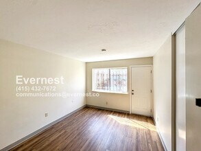 868 Peralta Ave in San Francisco, CA - Foto de edificio - Building Photo